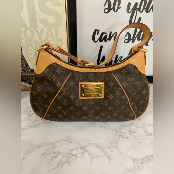 Louis vuitton Thame Monogram - Picture 1 of 16